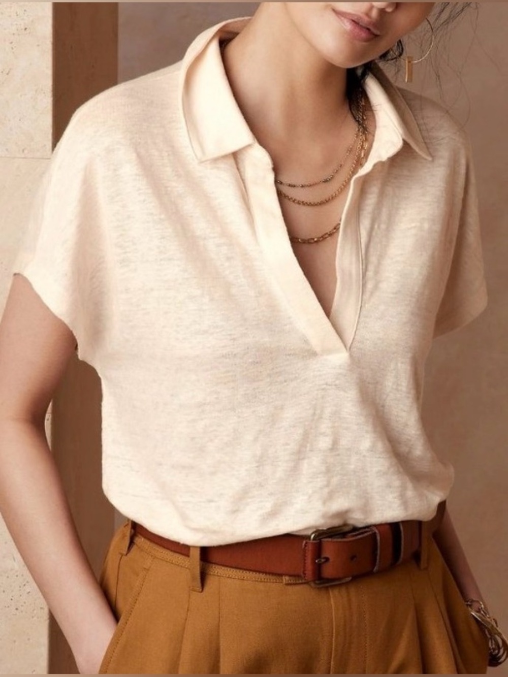Beautiful Cream Pure Linen Banana Republic V-Neck Polo Top